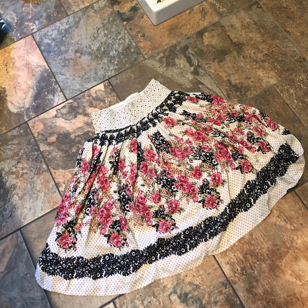 Flower Polkadot Flowey Skirt